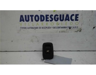 Botonera Puerta Trasera Derecha Peugeot 307 CC 2 0 16V 