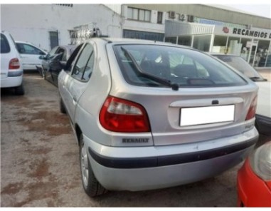 Renault Megane I Fase 2 Berlina  1 9 D RXE [1 9 Ltr  - 72 kW dTi Diesel CAT]