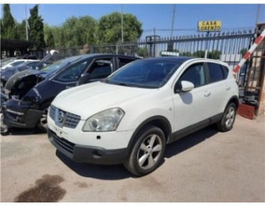 Nissan Qashqai  2 0 dCi