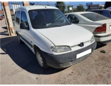 Paragolpes Trasero Peugeot PARTNER Combispace  1 9 D