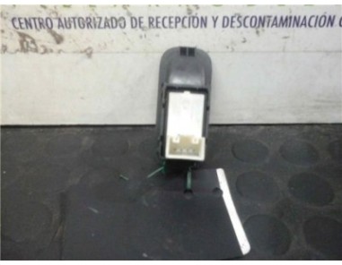 Botonera Puerta Delantera Derecha Skoda FABIA 1 4 TDI 