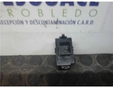 Botonera Puerta Trasera Derecha Toyota COROLLA 2 0 Turbodiesel 