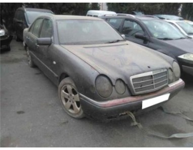 MERCEDES CLASE E  BERLINA DIESEL 3 0 D 