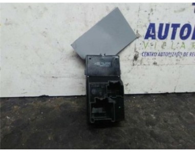 Botonera Puerta Delantera Derecha Opel ASTRA J LIM  1 7 16V CDTI 