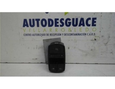 Botonera Puerta Delantera Izquierda Opel CORSA D 1 3 16V CDTI 