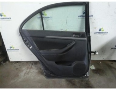 Puerta Trasera Izquierda Toyota AVENSIS BERLINA 1 8 16V 