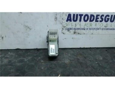 Botonera Puerta Delantera Derecha Chrysler JEEP PATRIOT 2 0 CRD 