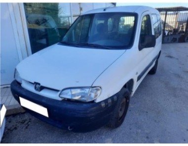 Paragolpes Delantero Peugeot PARTNER Combispace  1 9 D