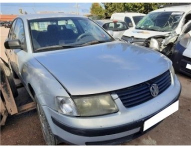 Brazo Inferior Delantero Izquierdo Volkswagen Passat Berlina  1 9 TDI