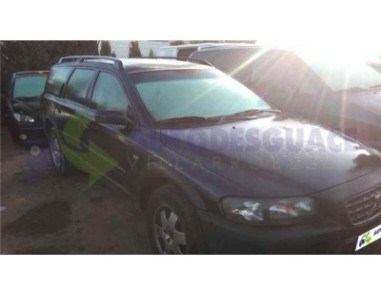 Volvo XC70 2 4 D 