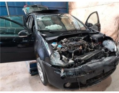 Volkswagen GOLF V BERLINA 1 9 TDI 