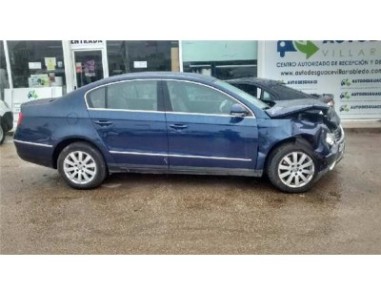 Volkswagen PASSAT BERLINA 1 9 TDI 