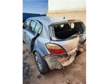 Opel Astra H Berlina  1 7 CDTI